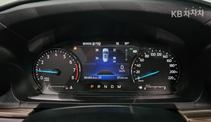 Ford Explorer Gasoline Turbo 2.3 AWD Limited 6