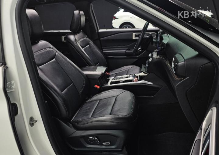 Ford Explorer Gasoline Turbo 2.3 AWD Limited 8