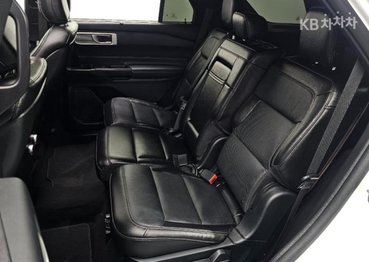 Ford Explorer Gasoline Turbo 2.3 AWD Limited 10