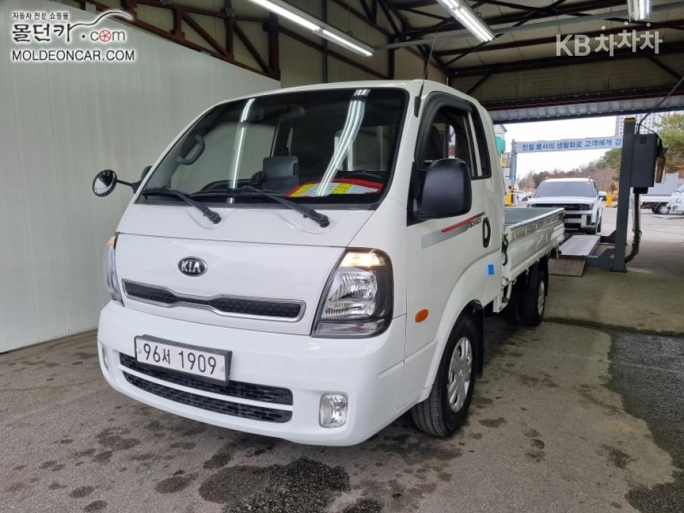 2021 - kia bongo iii