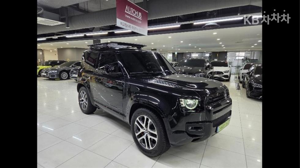 Land Rover Defender — miniaturë 3