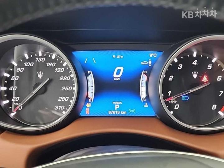 Maserati Levante 3.0 AWD Premium 7