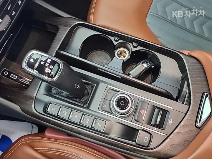 Maserati Levante 3.0 AWD Premium 9