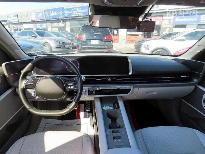 Hyundai IONIQ 6 CE Long Range AWD Prestige 10