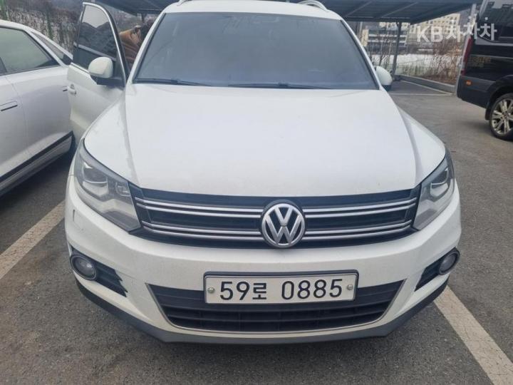 Volkswagen Tiguan New 2.0 TDI Premium 5N
