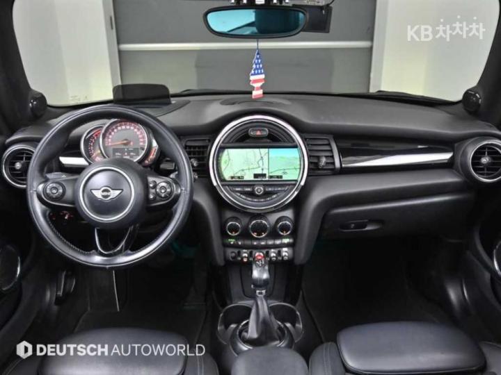 Mini Cooper Convertible 1.6 Base Type 8