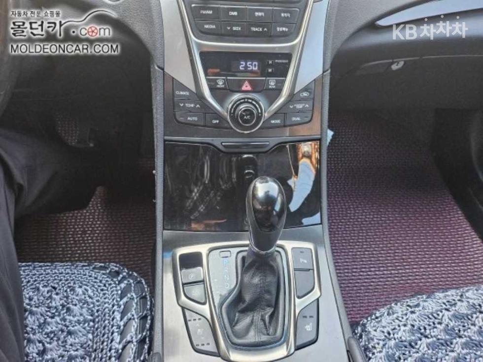 Hyundai Grandeur — miniaturë 9