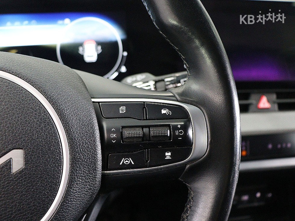 2022 - kia sportage