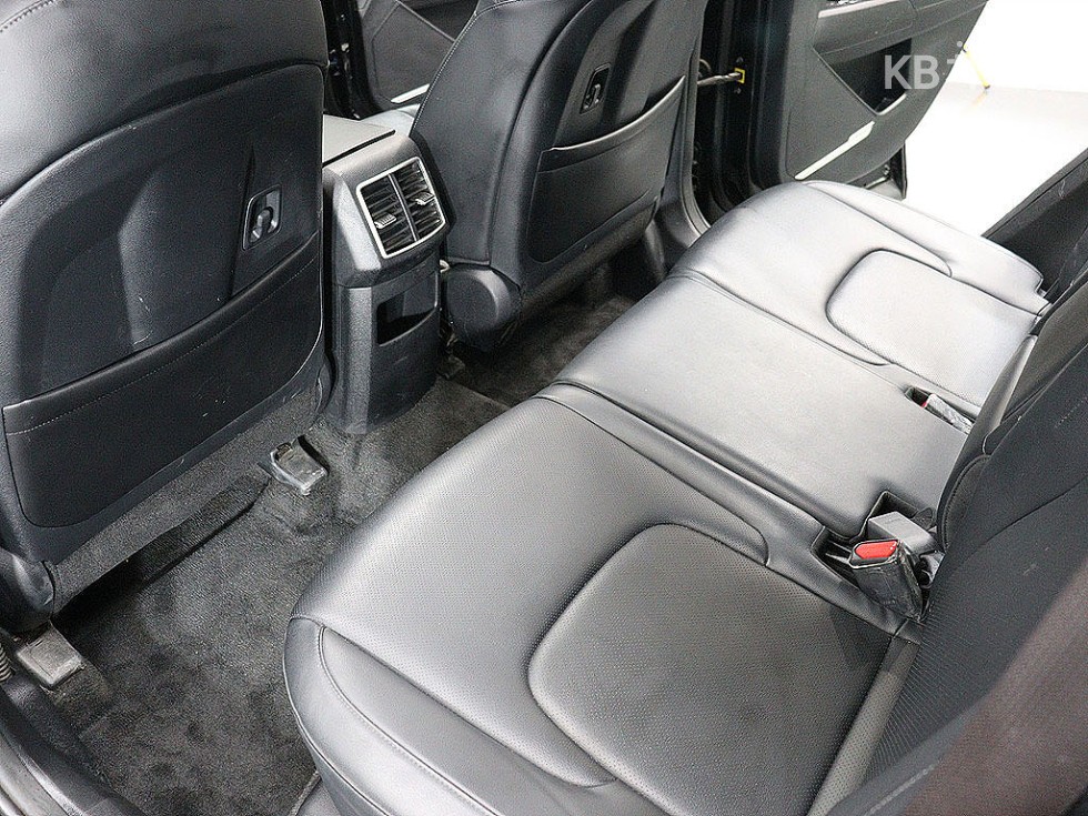 2022 - kia sportage