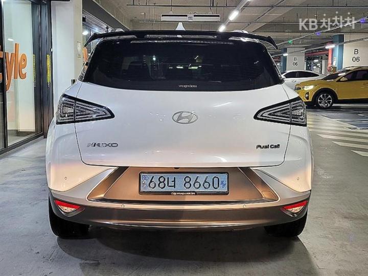 Hyundai Nexo Premium 6