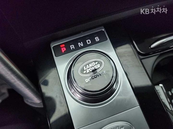Land Rover Discovery 4 3.0 SDV6 HSE Base Type 9