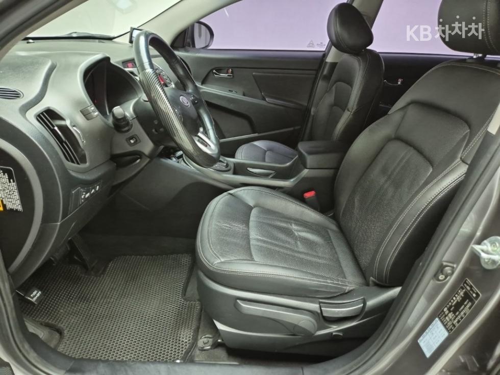 2012 - kia sportage