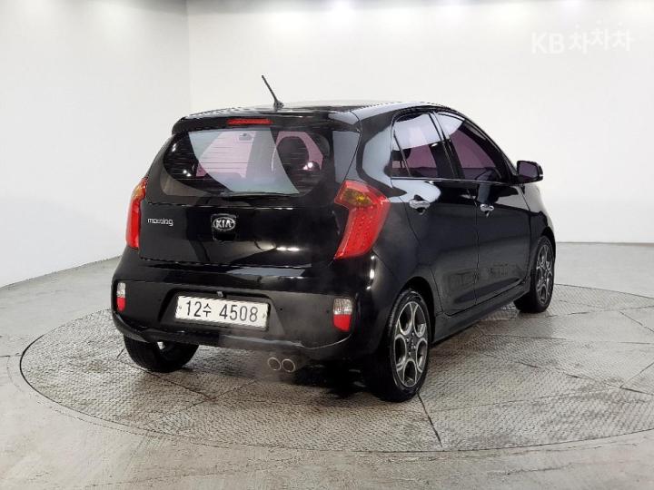 Kia Morning Luxury Sport 5