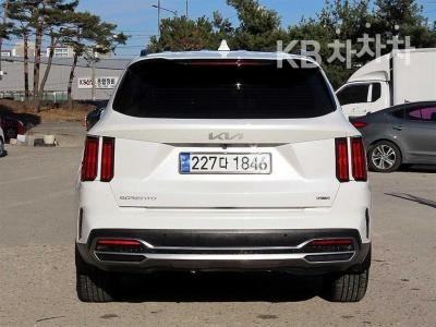 2023 - kia sorento