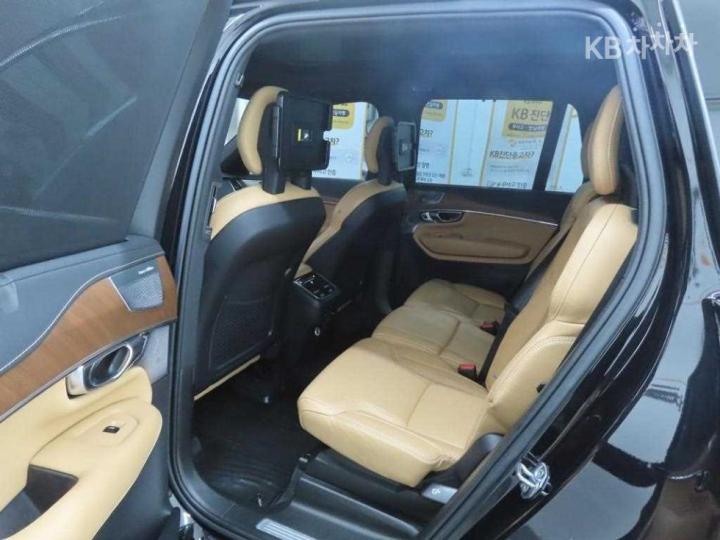 Volvo XC90 D5 Inscription 7
