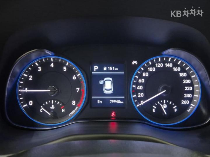 Hyundai Kona 1.6 Turbo Modern Choice 7