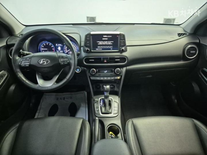 Hyundai Kona 1.6 Turbo Modern Choice 8