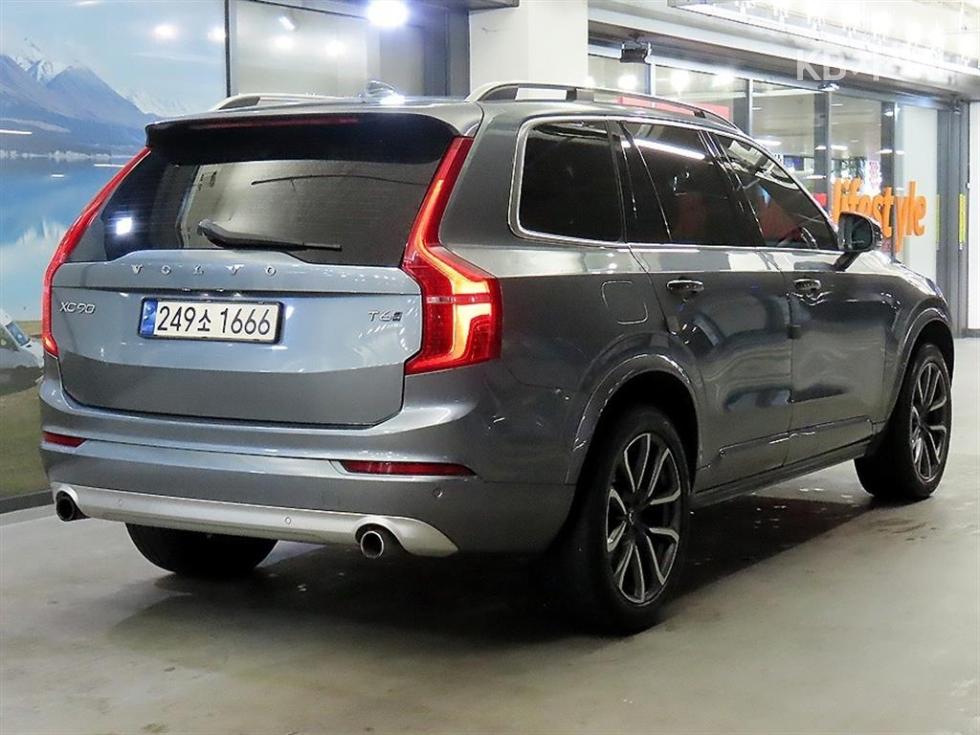 2018 - volvo xc90
