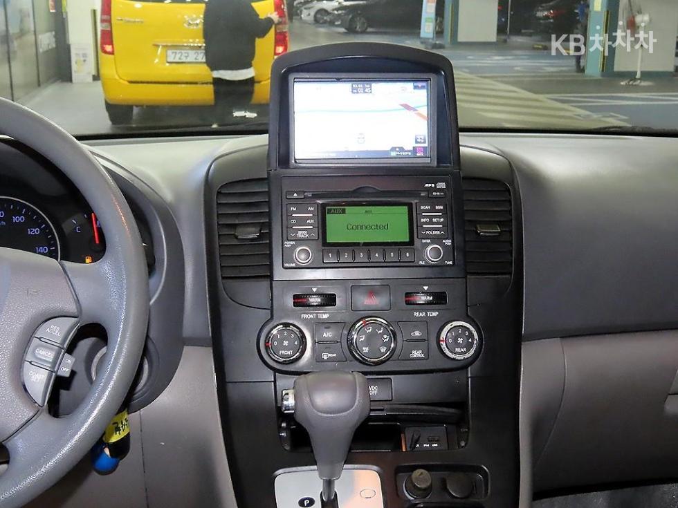 2014 - kia carnival