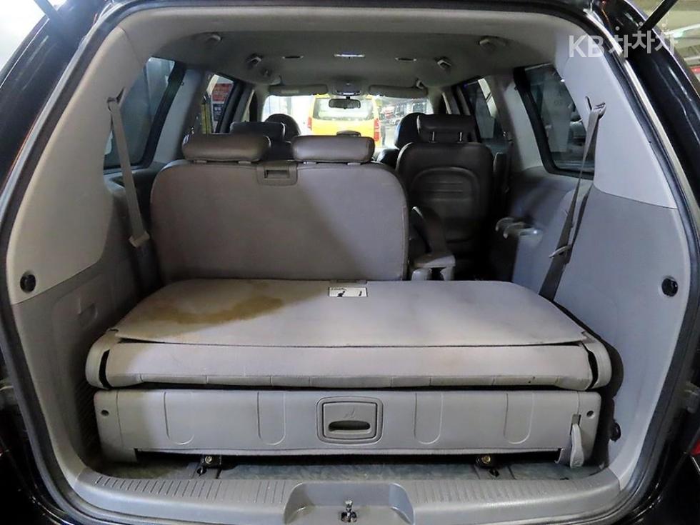 2014 - kia carnival