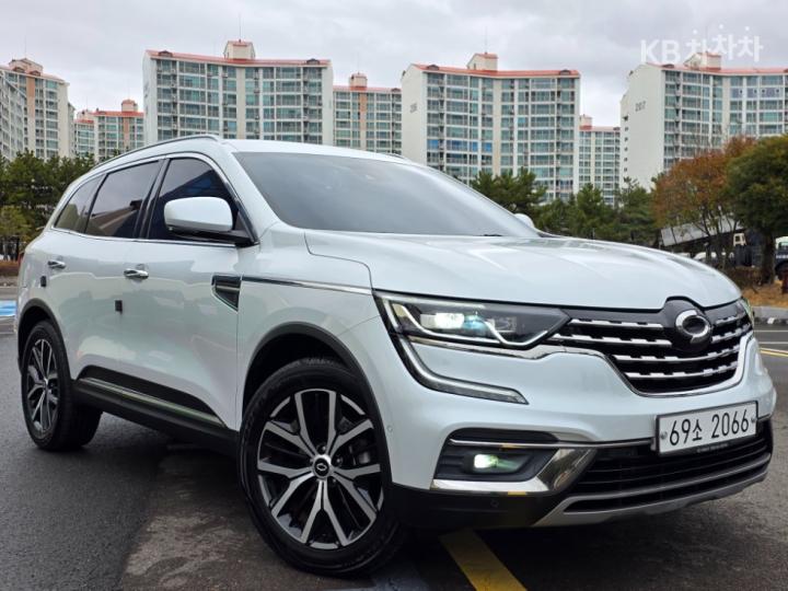 Renault QM6 2.0 LPe 2WD RE Signature 5