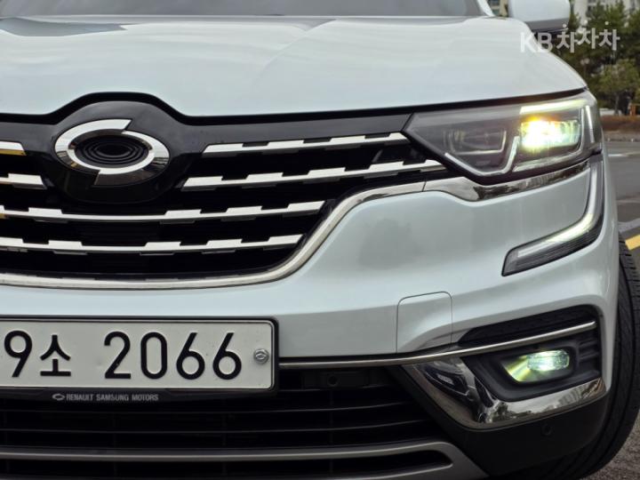 Renault QM6 2.0 LPe 2WD RE Signature 6