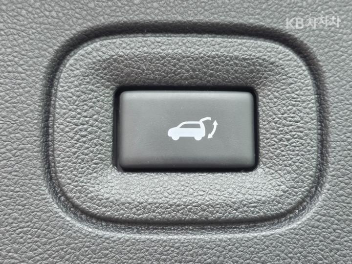 Renault QM6 2.0 LPe 2WD RE Signature 7