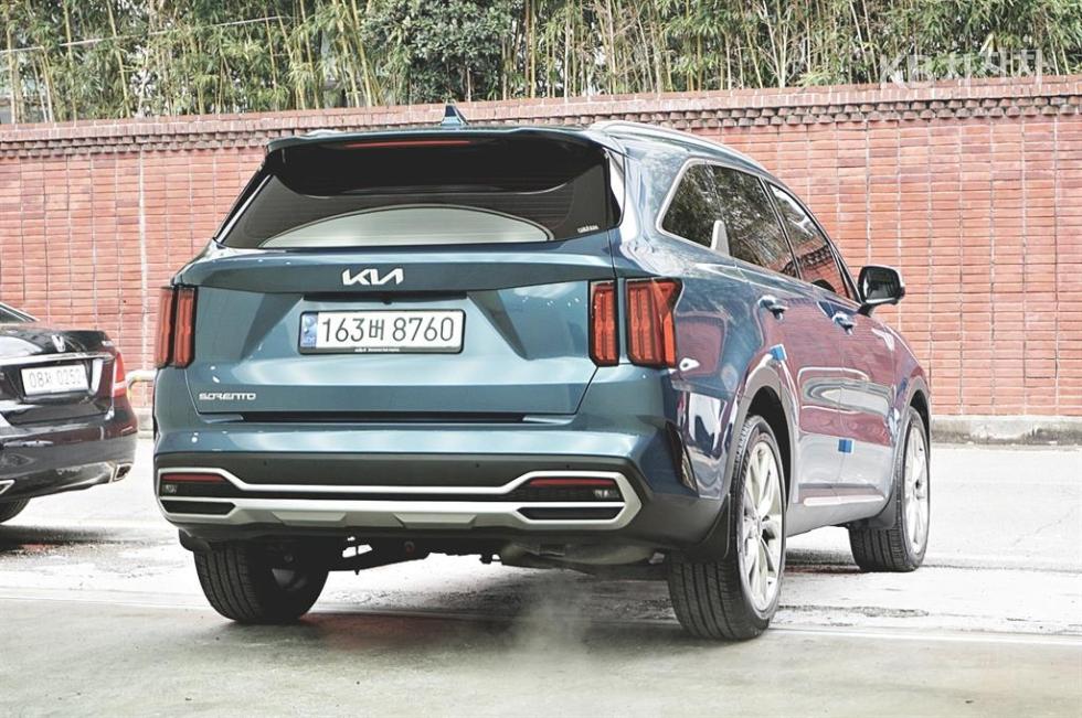 2023 - kia sorento
