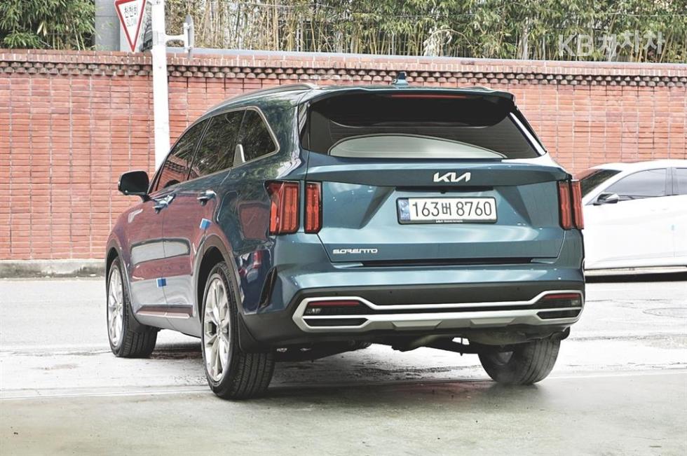 2023 - kia sorento