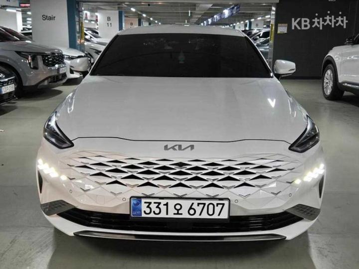 Kia K8 2.5 Gasoline Noblesse