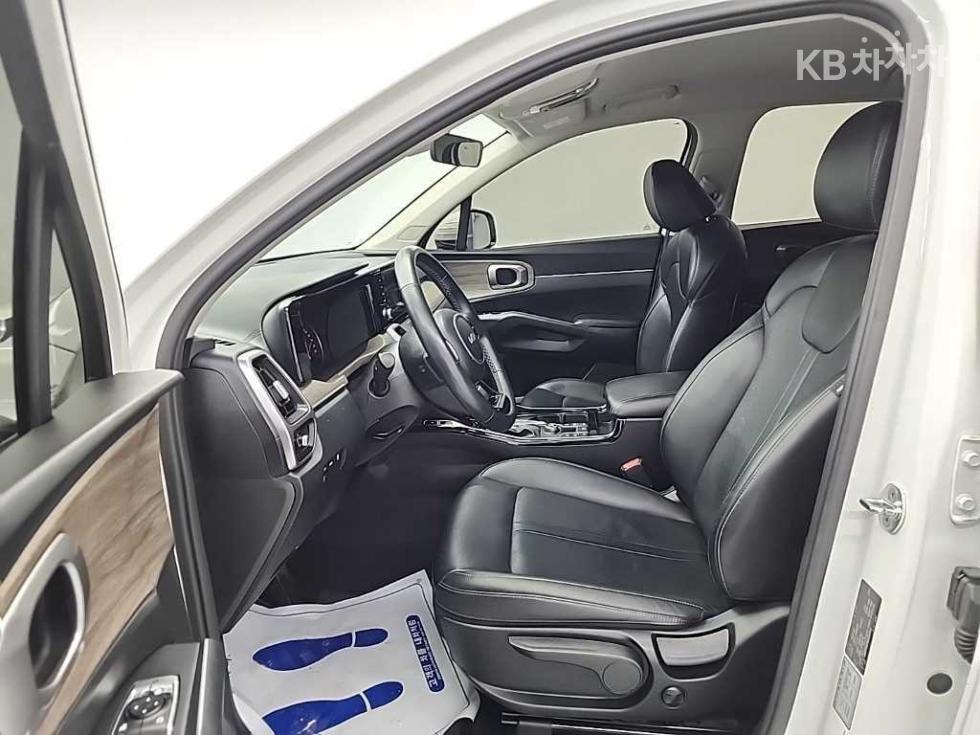 2022 - kia sorento