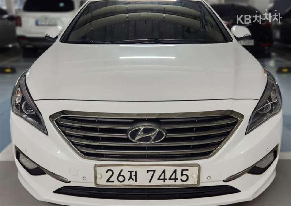 Hyundai LF쏘나타 2.0 프리미엄 스페셜 - фото 1