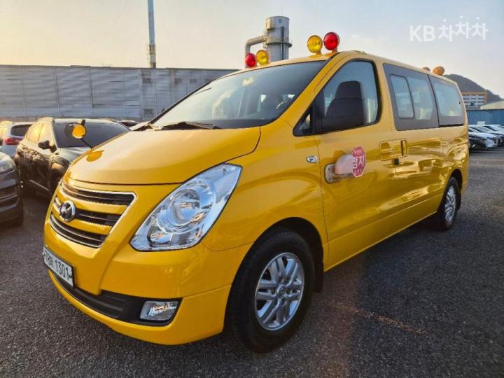 Hyundai Starex 어린이보호차 — foto 1