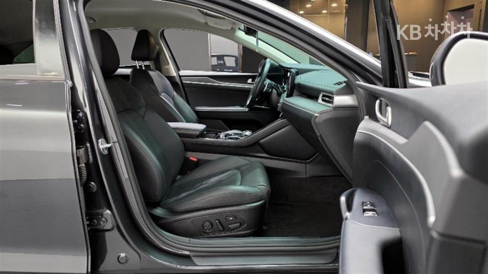 2020 - kia k5