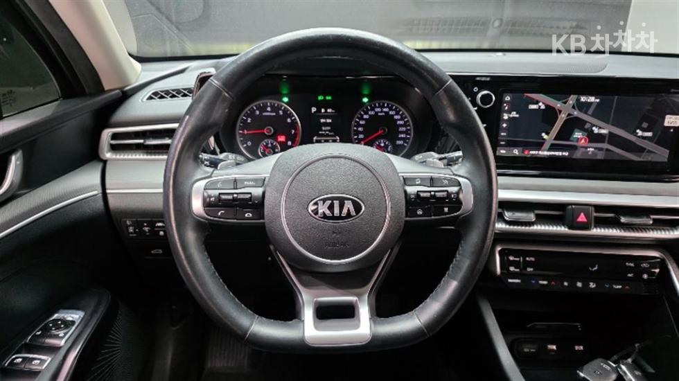 2020 - kia k5