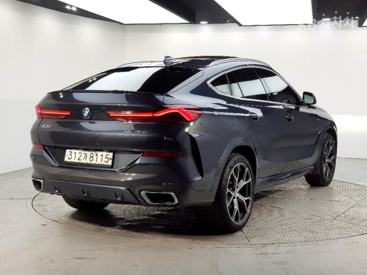 BMW X6 G06 xDrive 30d M Sport 5