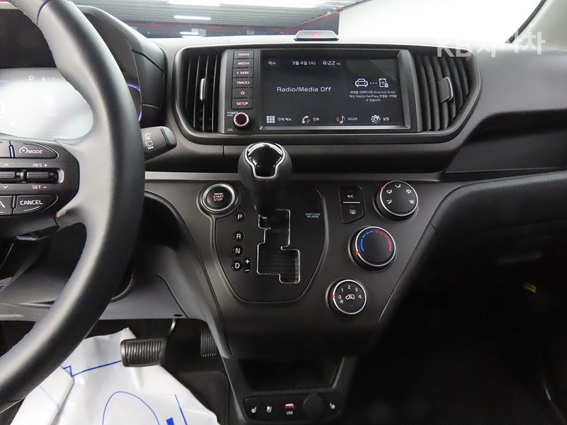 2024 - kia kia