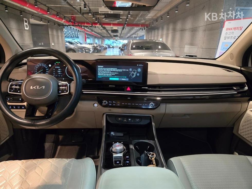 2024 - kia carnival