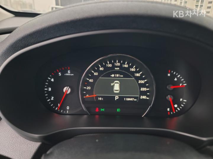 Kia Sorento 2.0 Diesel 2WD Master Special 6