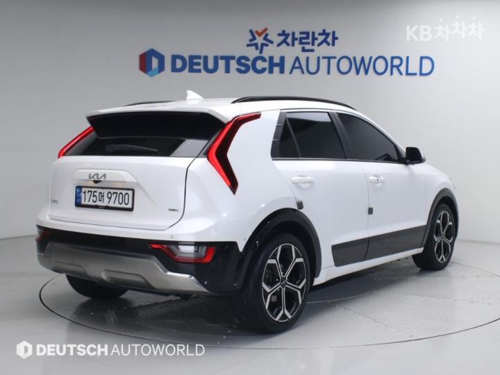 Kia Niro The 1.6 HEV Signature 3