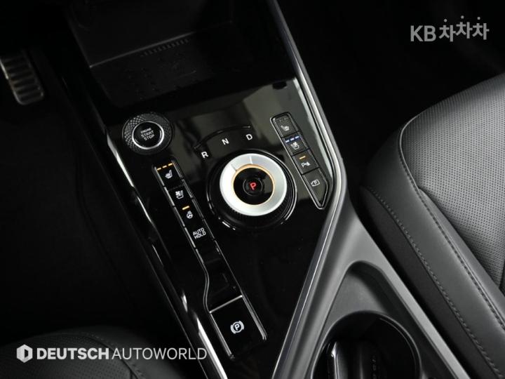 Kia Niro The 1.6 HEV Signature 10