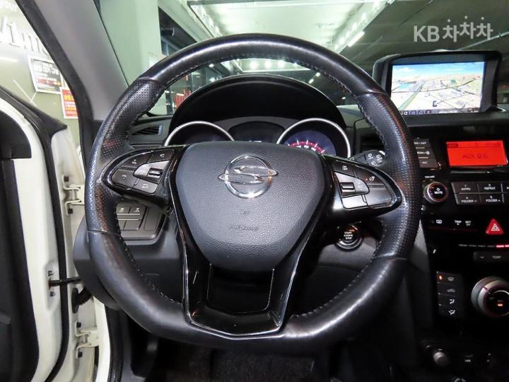 KG Mobility (Ssangyong) Tivoli Air 4WD RX 9