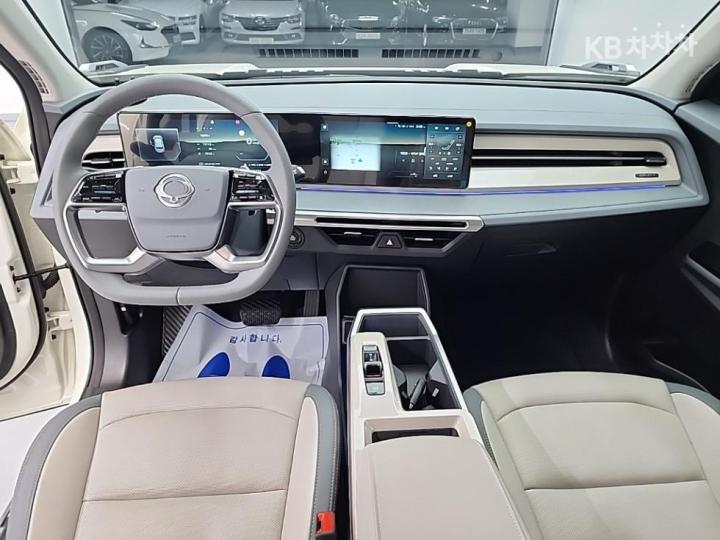 KG Mobility (Ssangyong) Torres EVX U100 2WD E7 8