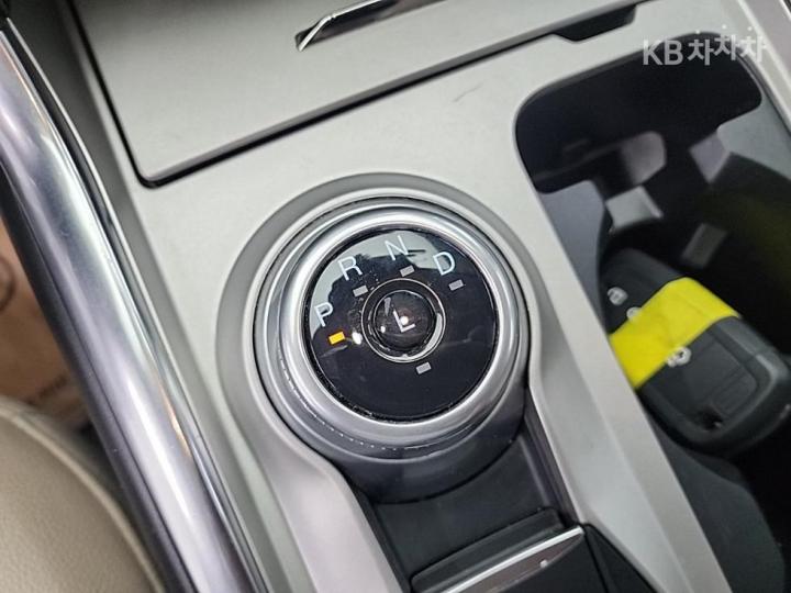 Ford Explorer Gasoline Turbo 2.3 AWD Limited 9