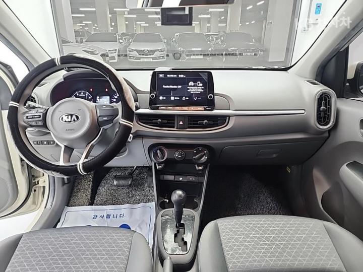 Kia Morning Urban JA 1.0 Gasoline Standard 8