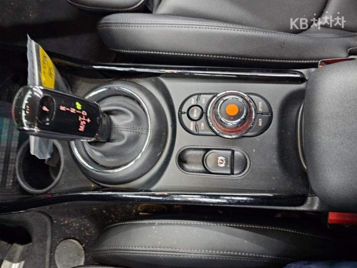 Mini Clubman 1.5 Cooper High Trim 7