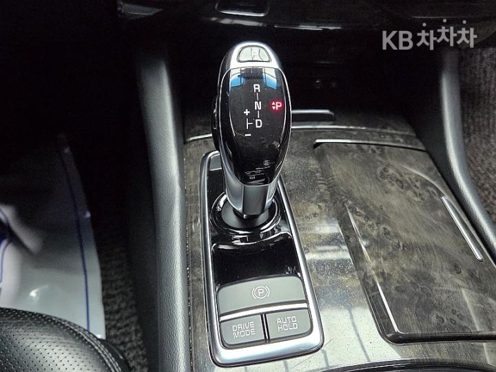 Kia K9 3.8 GDI Executive 10