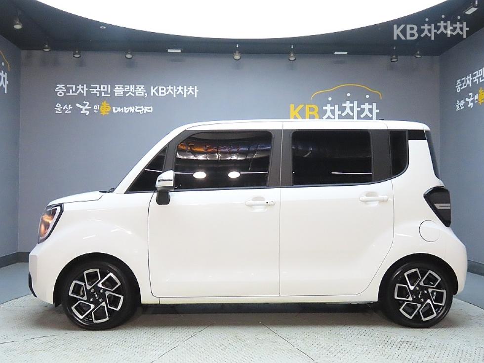2023 - kia kia
