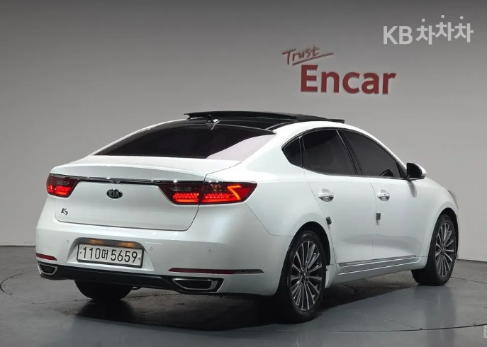 2018 - kia k7