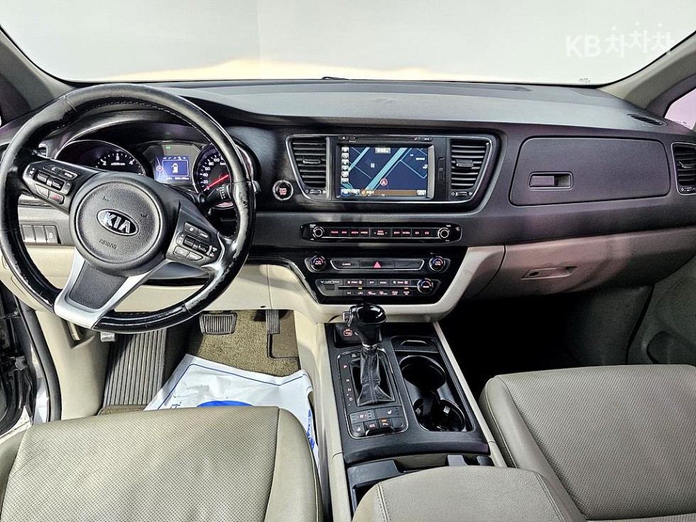 2016 - kia carnival